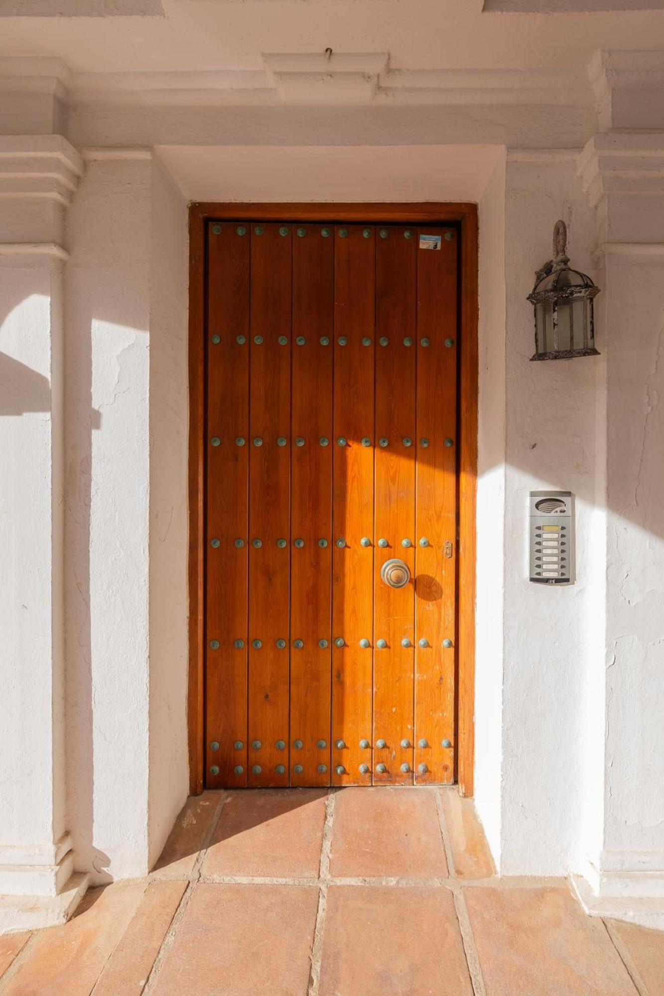 Duquesa Port Studio Apartment - Bright Sunlit Terrace مانيلفا المظهر الخارجي الصورة